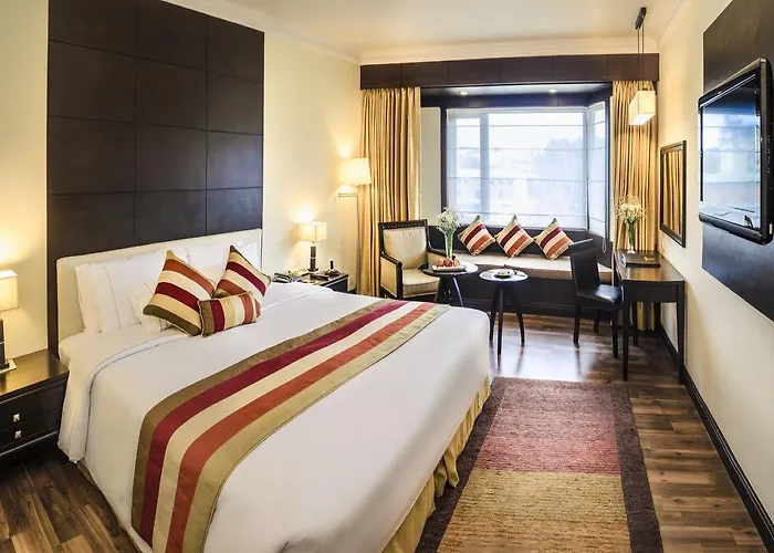 De L' Annapurna 5*