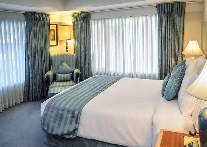 Hotel De L' Annapurna 5*