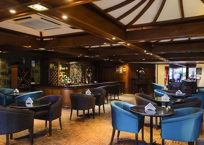 Hotel De L' Annapurna 5*