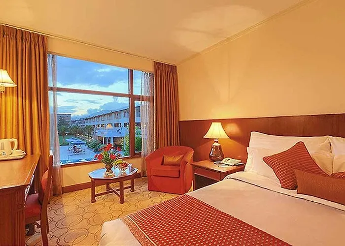 De L' Annapurna Hotel 5*