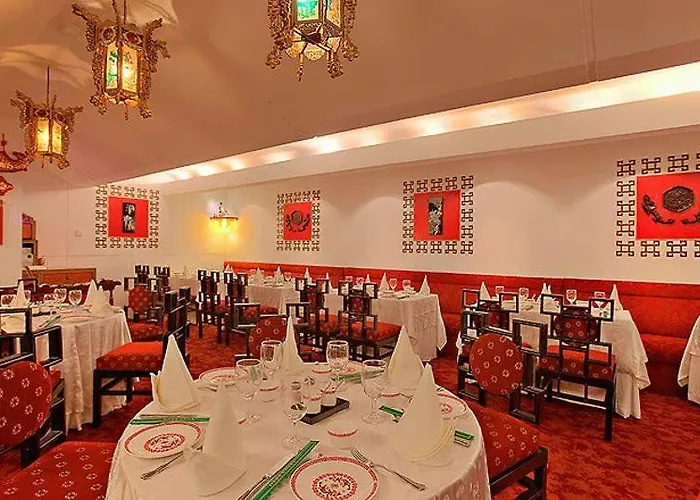 De L' Annapurna Hotel 5*